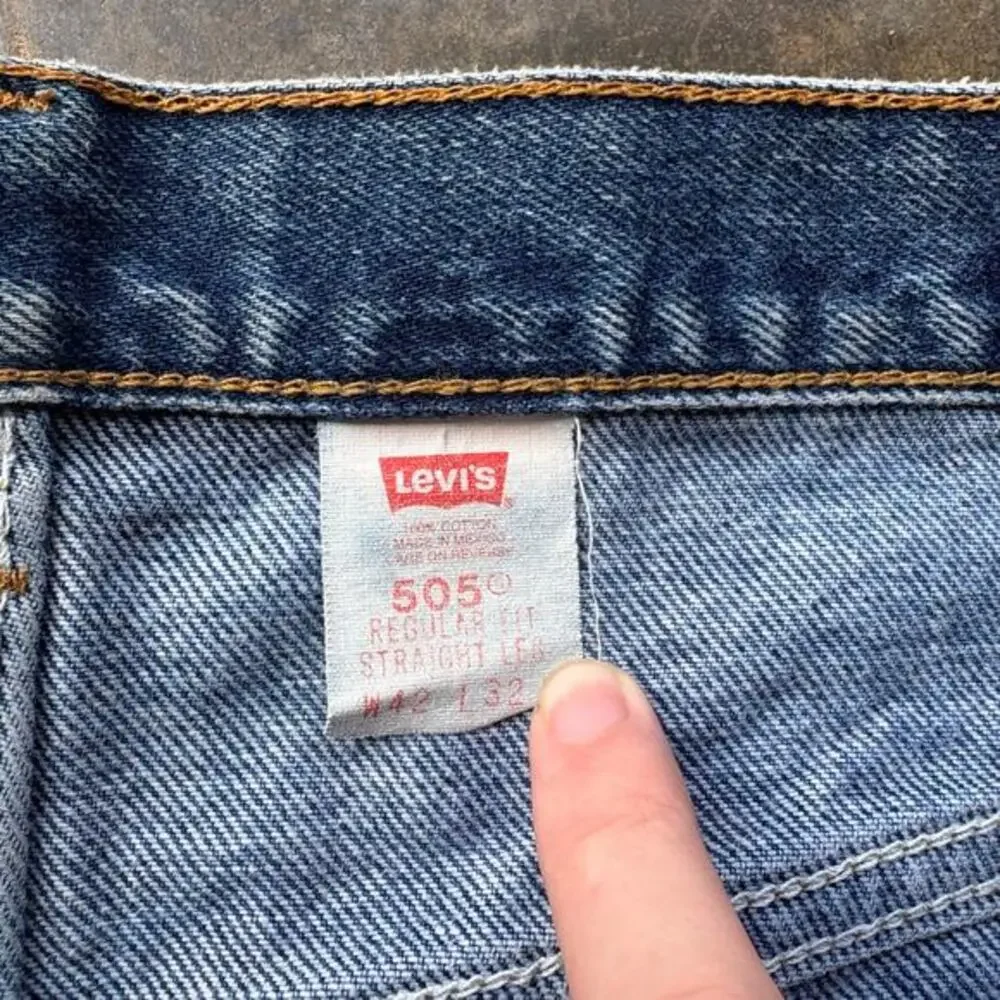 Worn In Vintage Levis 505 Blue‎ jeans